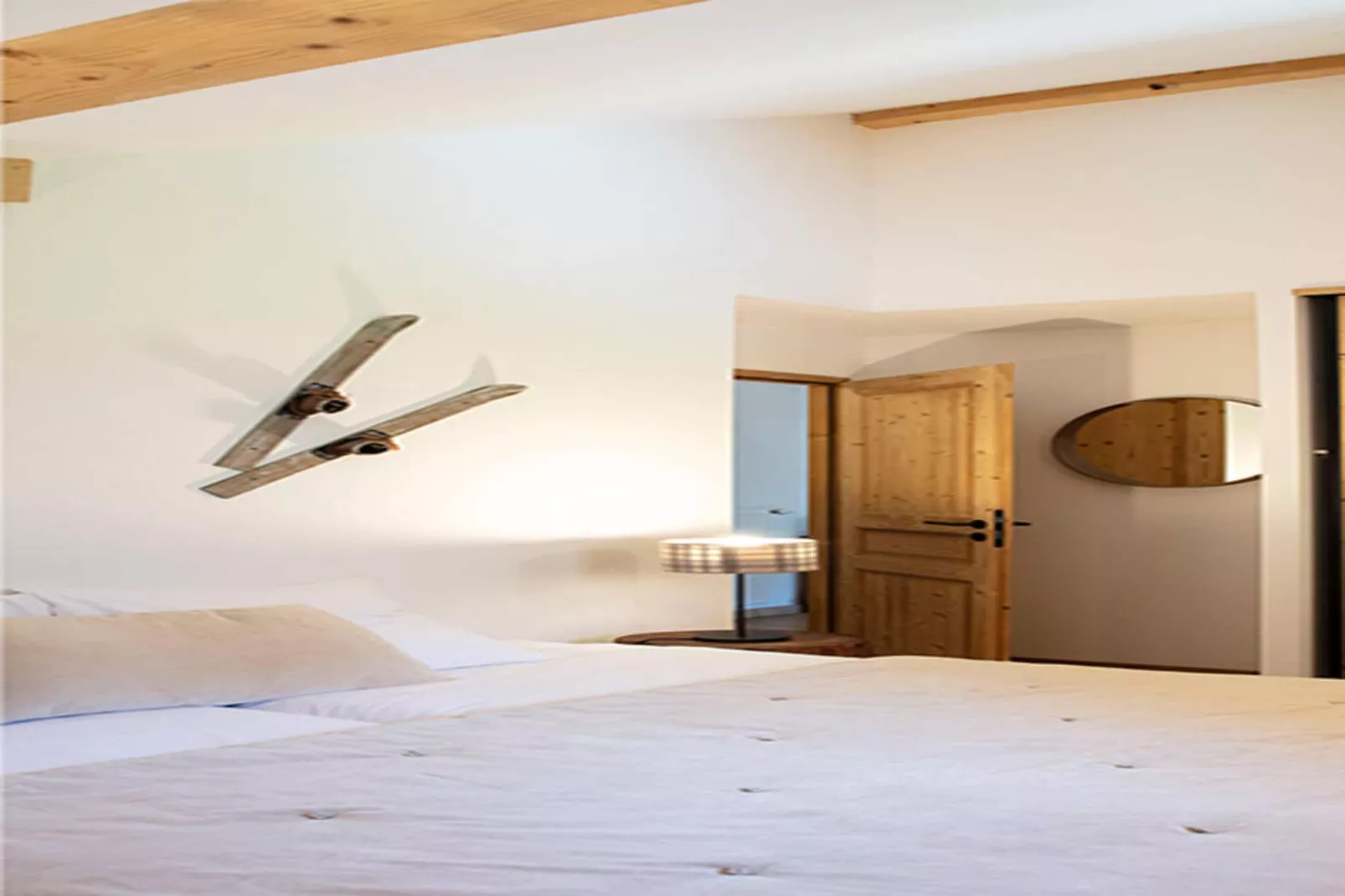 VAUJANY Edelweiss-A38P-Bedroom