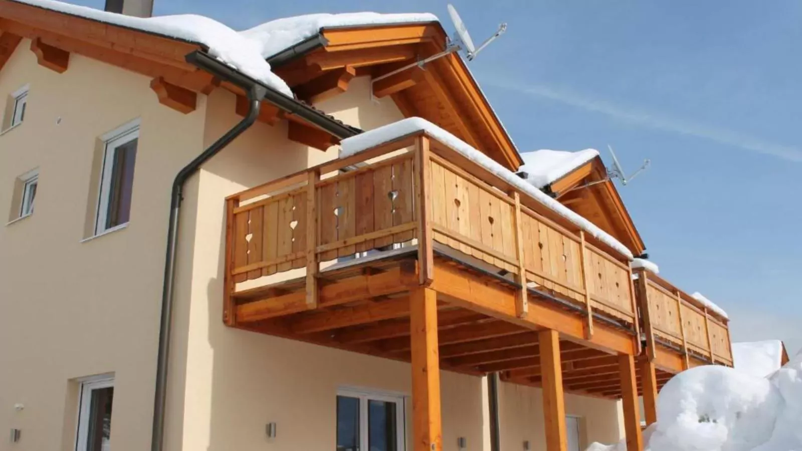 Kipaji 3-Exterior winter