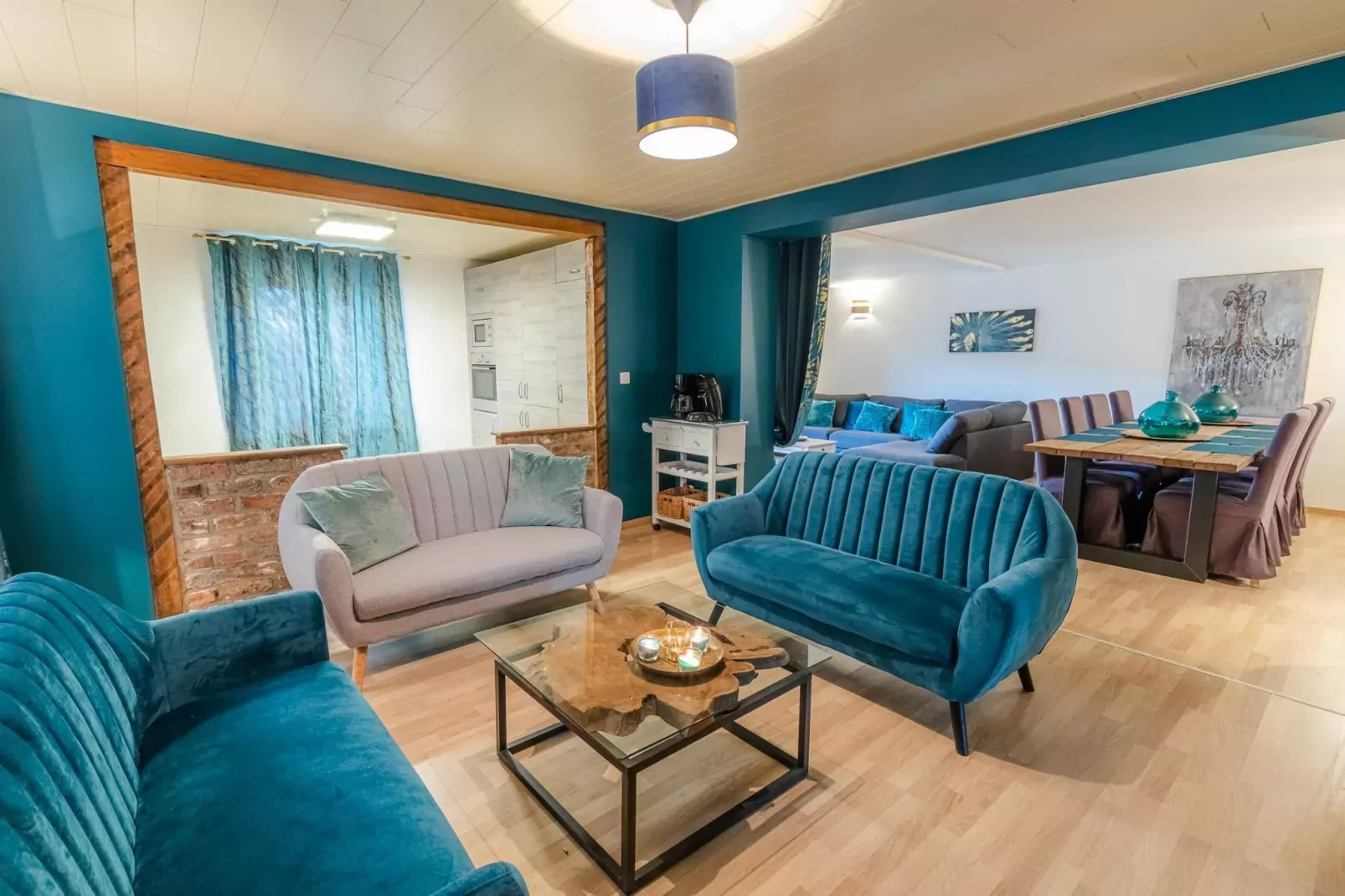 Petite Cour-Living room