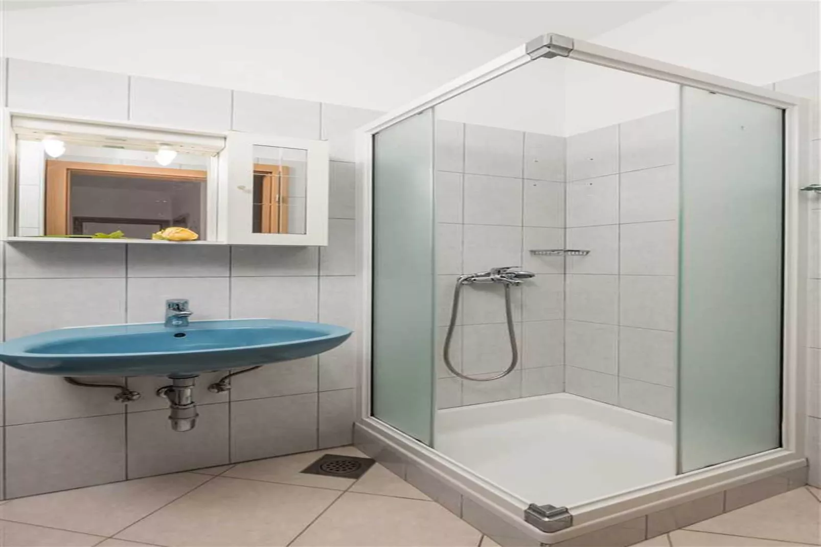 Apartment Slavica 1 - Red Paradise-Bathroom