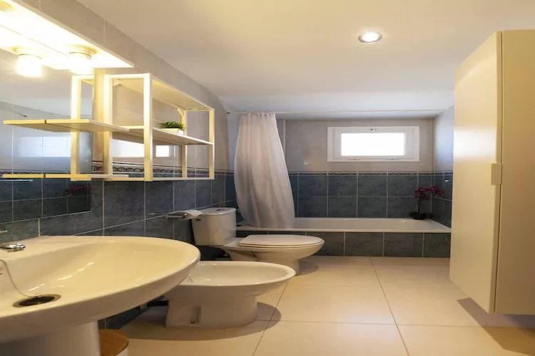 1234 MIRASOL con piscina-Badezimmer