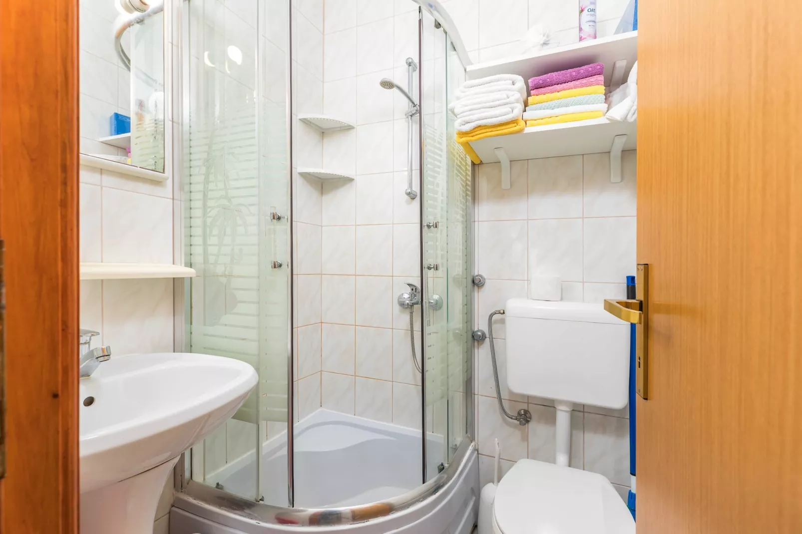 Villa Nada - A1+S2-Bathroom