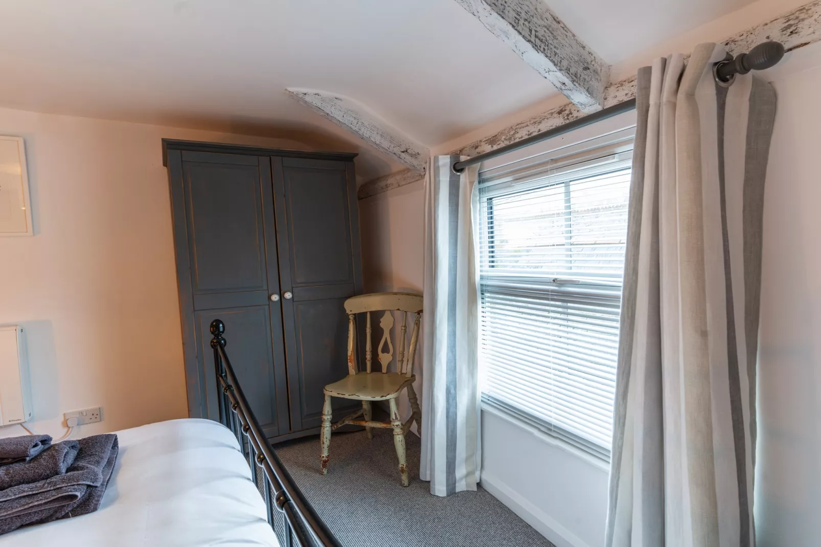 Old Harbour Cottage-Chambre