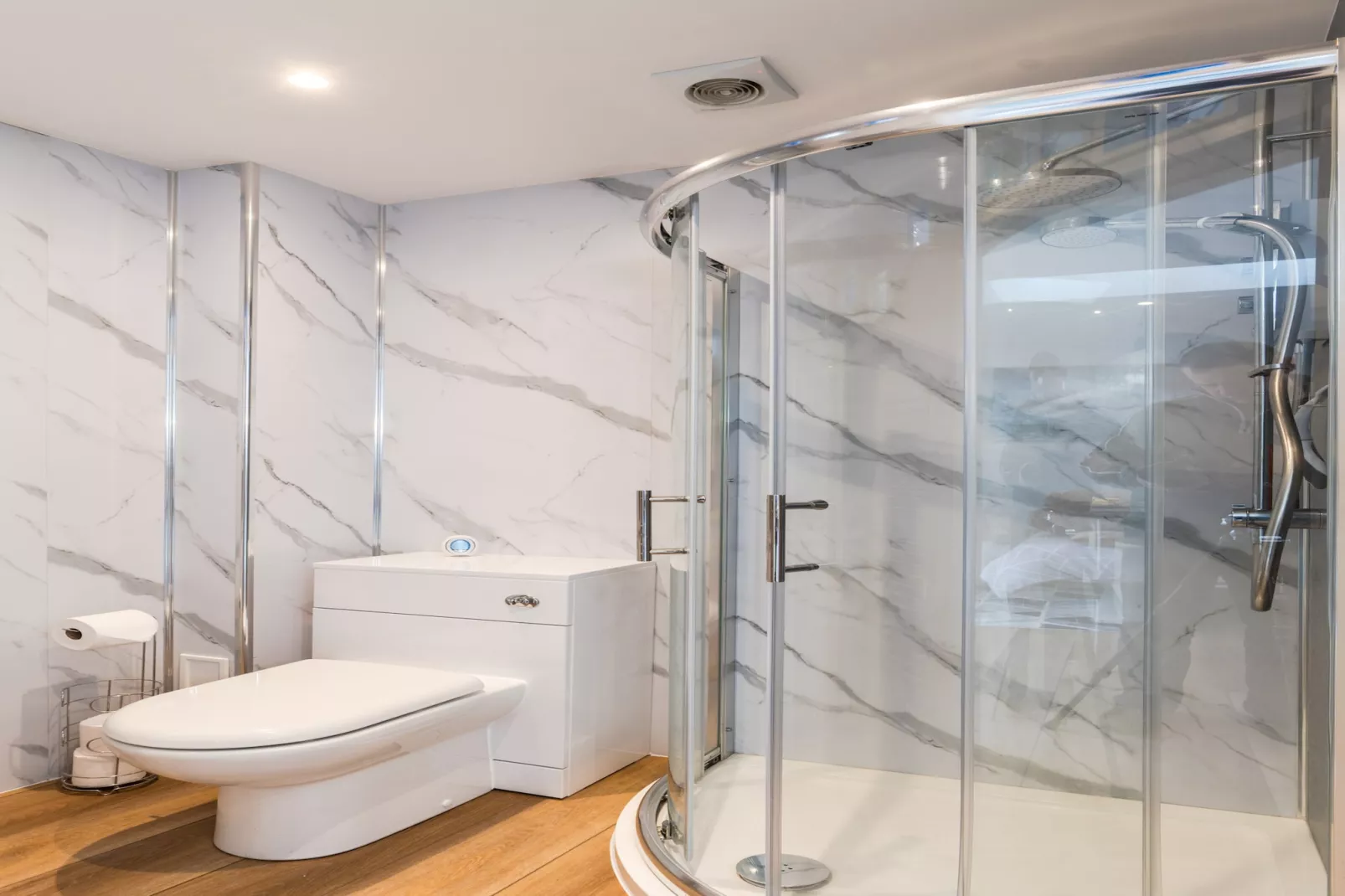 The Hideaway-Bathroom