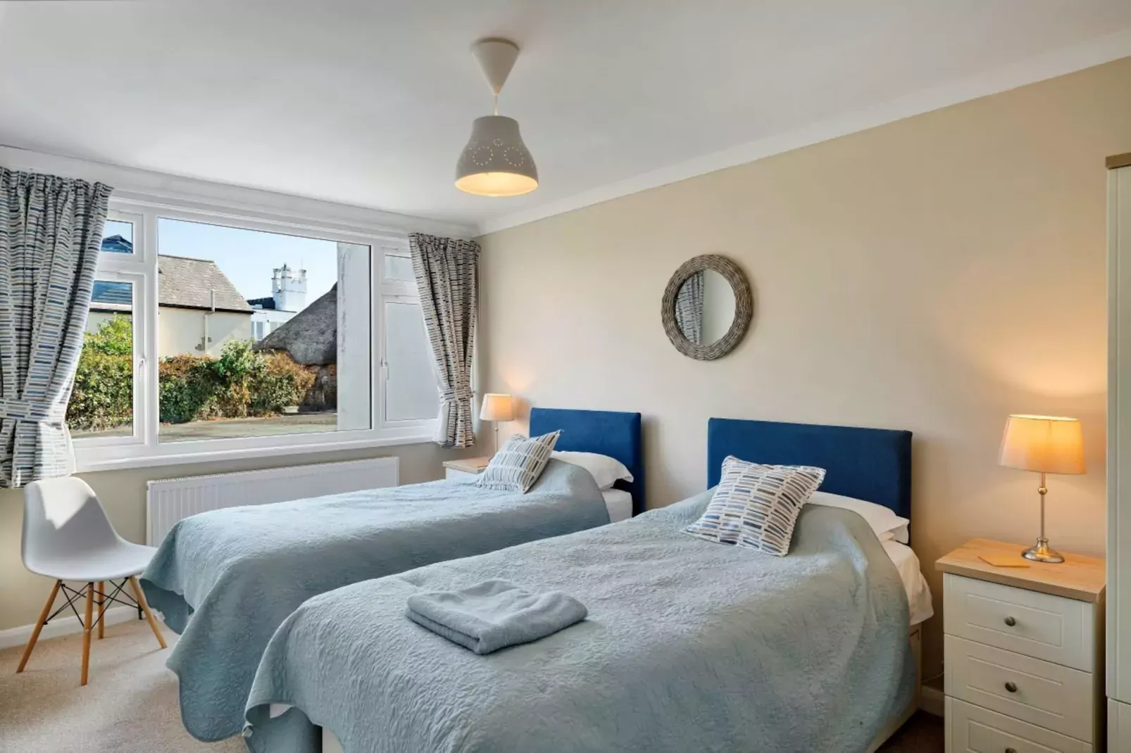 Dart Retreat-Bedroom