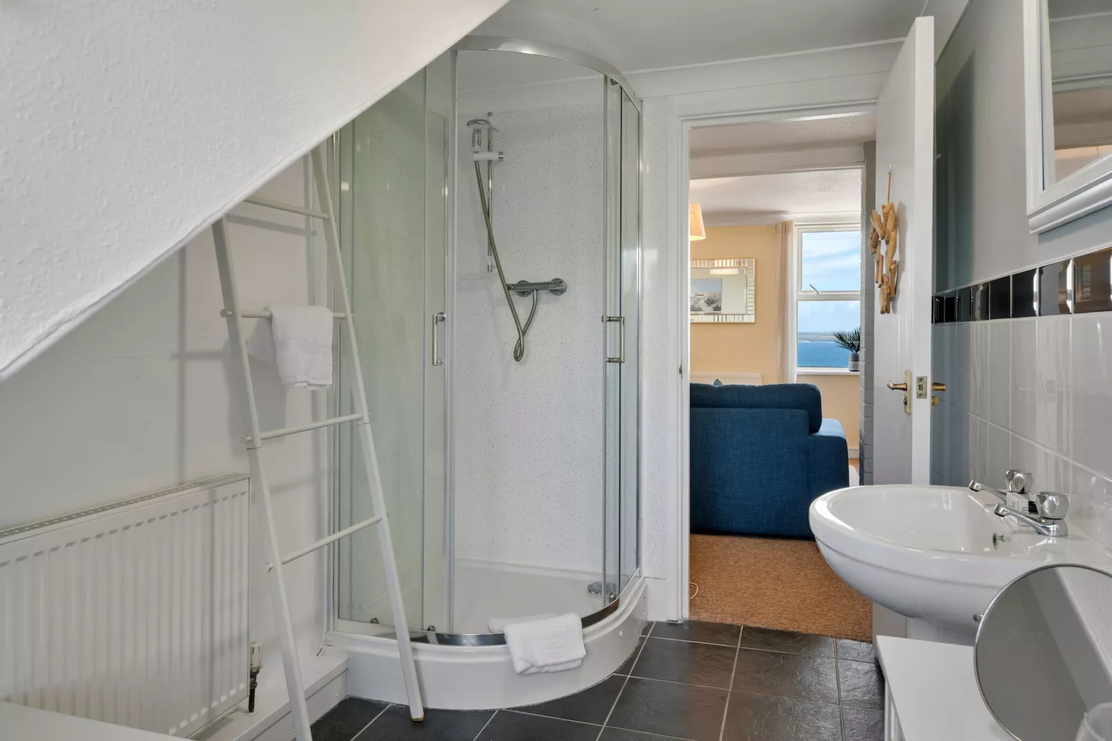 No. 11 Porthminster-Bathroom