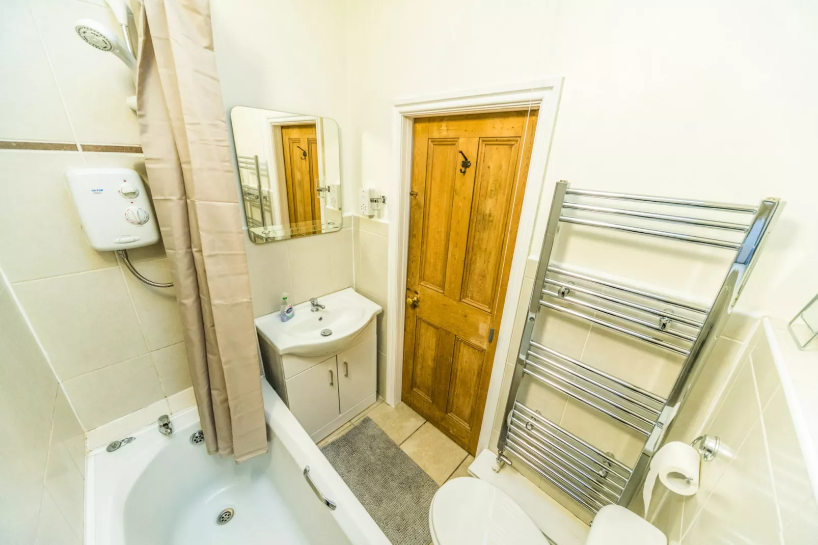 Tring-on-Tor-Bathroom