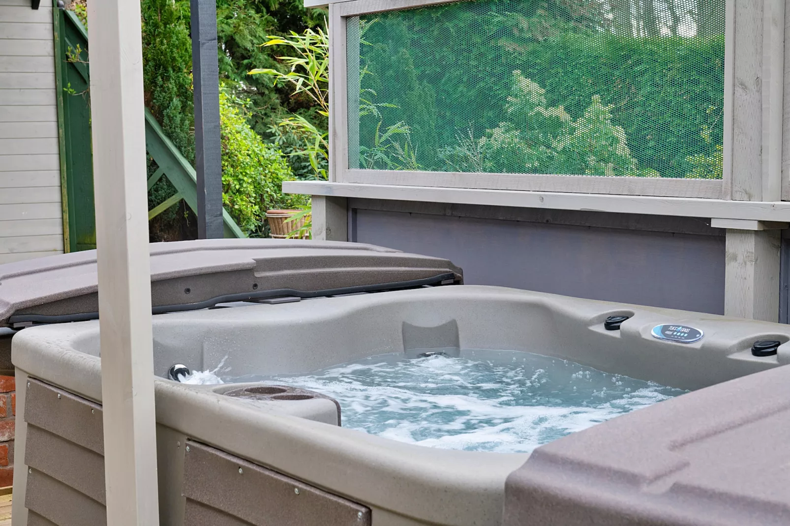 Garden Lodge-Facilities