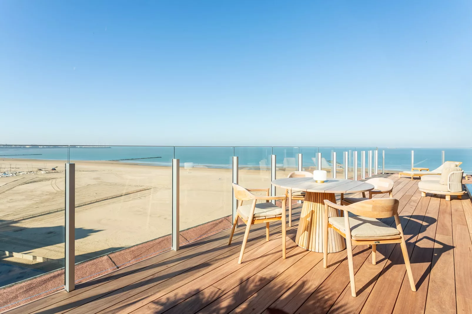 Spring Sun 81-Balcon-terrasse