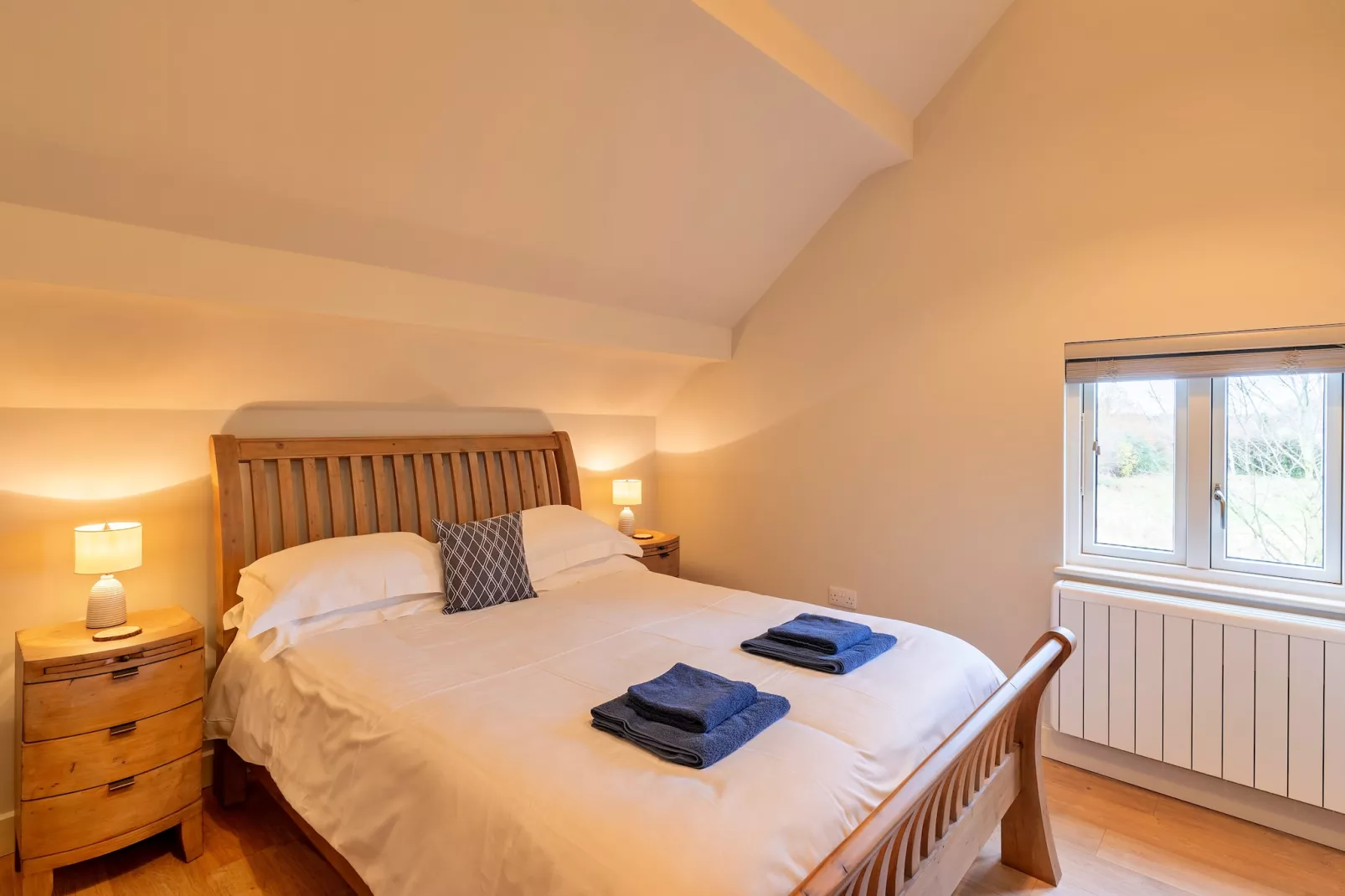 Acorn Cottage-Bedroom