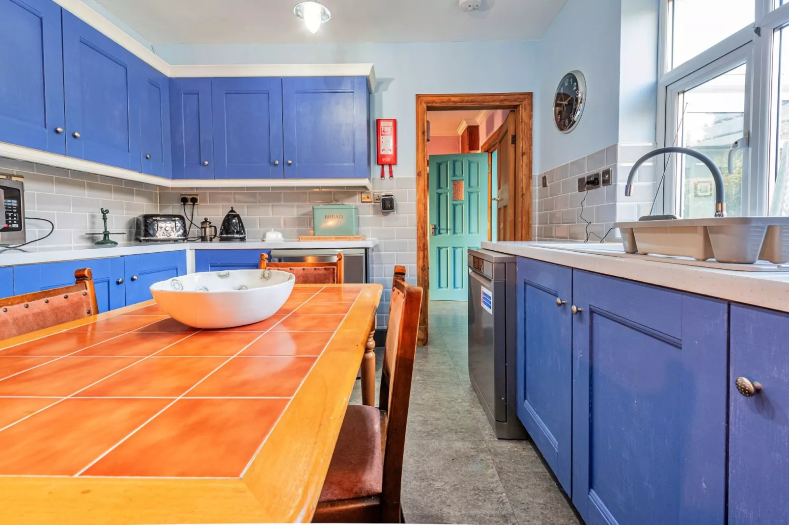 Ty Gwyn Hideaway-Kitchen