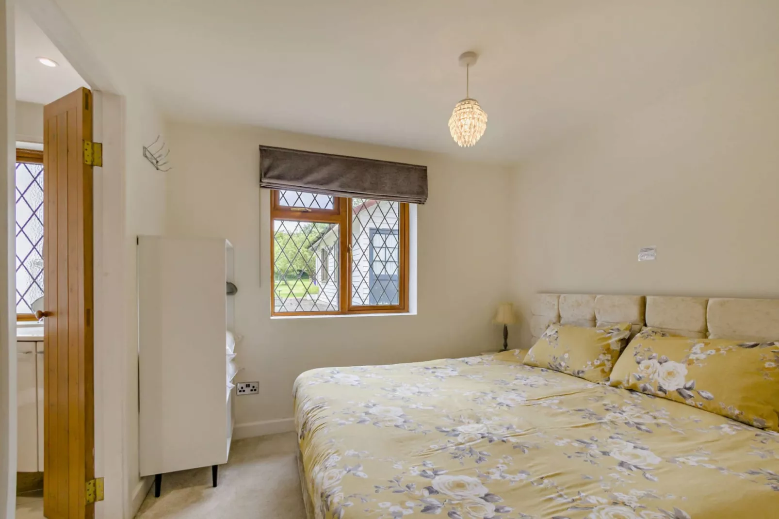 The House at No. 47-Bedroom
