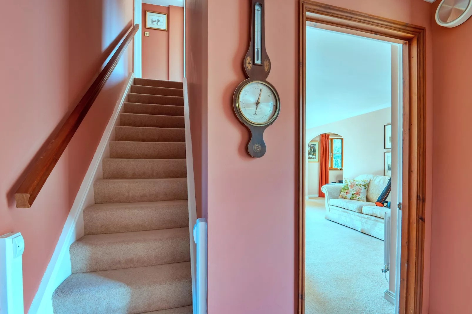 Cwmfron House-Landing