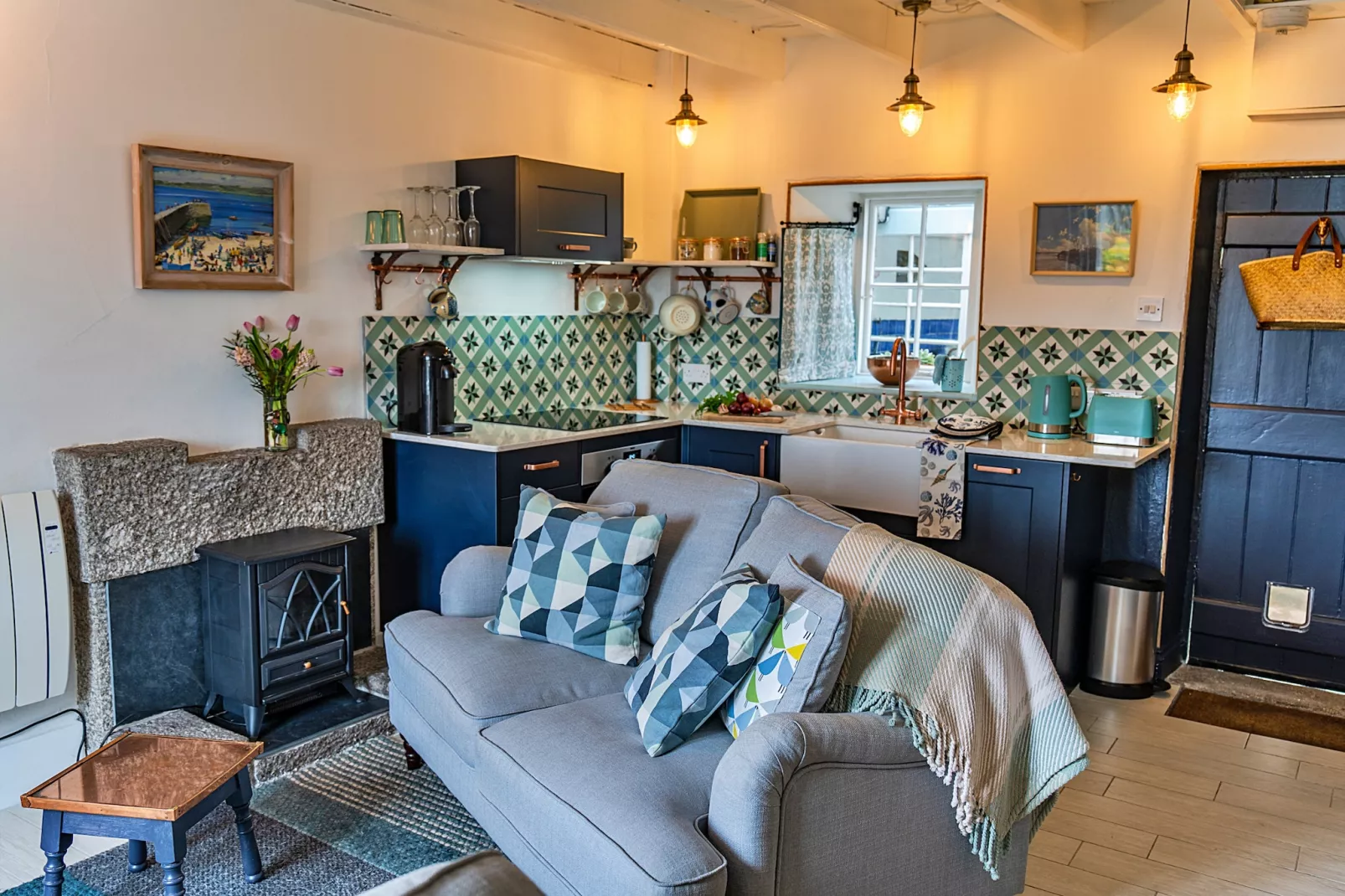 Cosy Mousehole Cottage with Sea Views-Living room