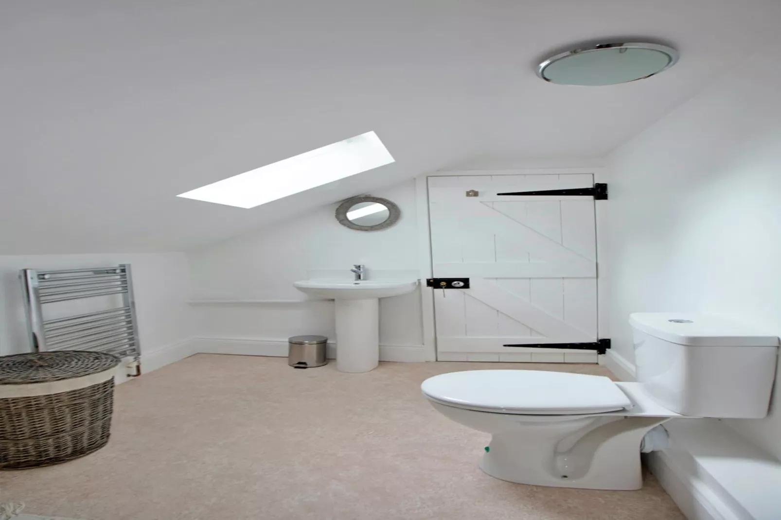 The Cottage, Shortflatt Farm-Bathroom