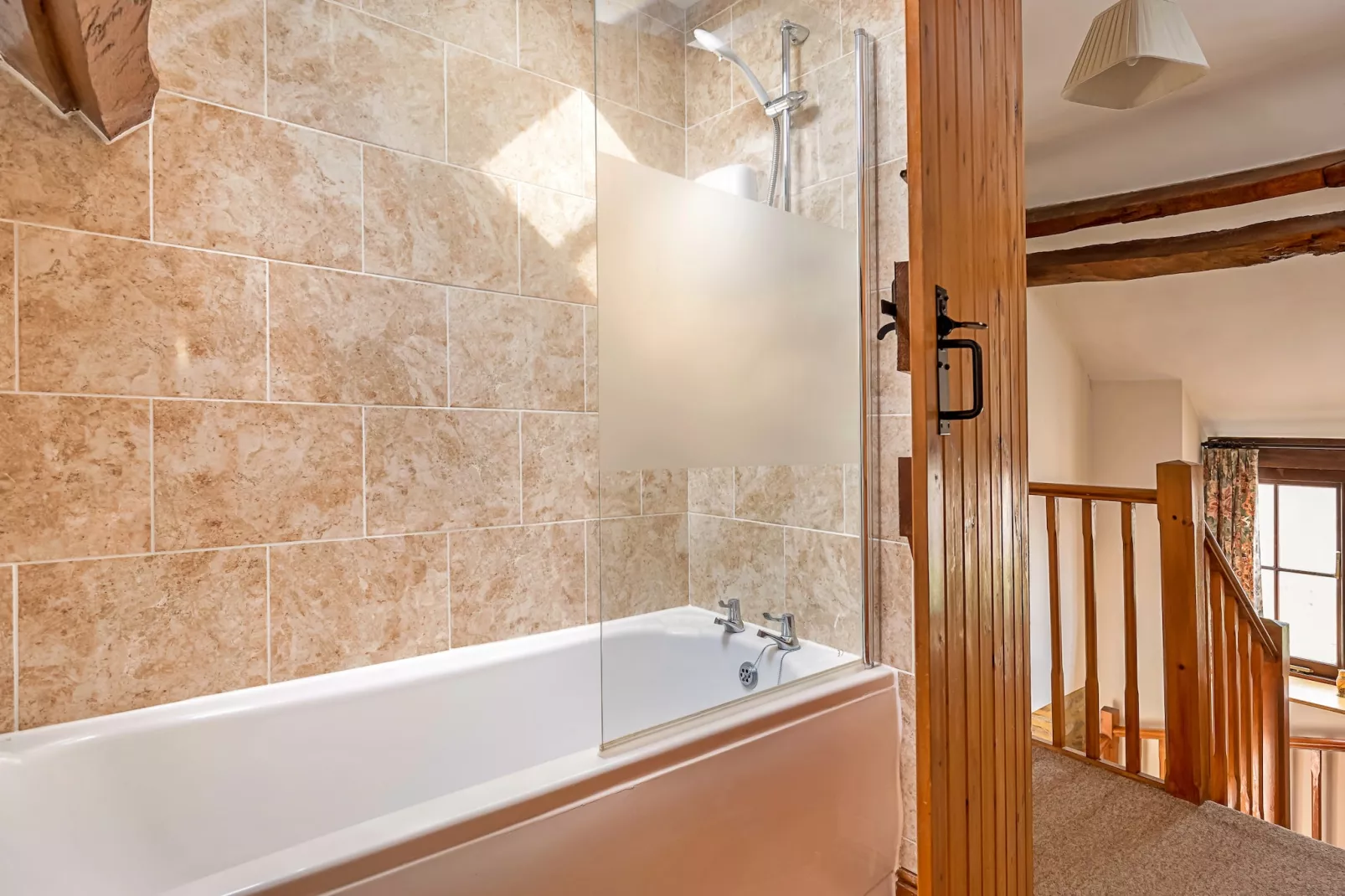 Fives Court Cottage-Bathroom