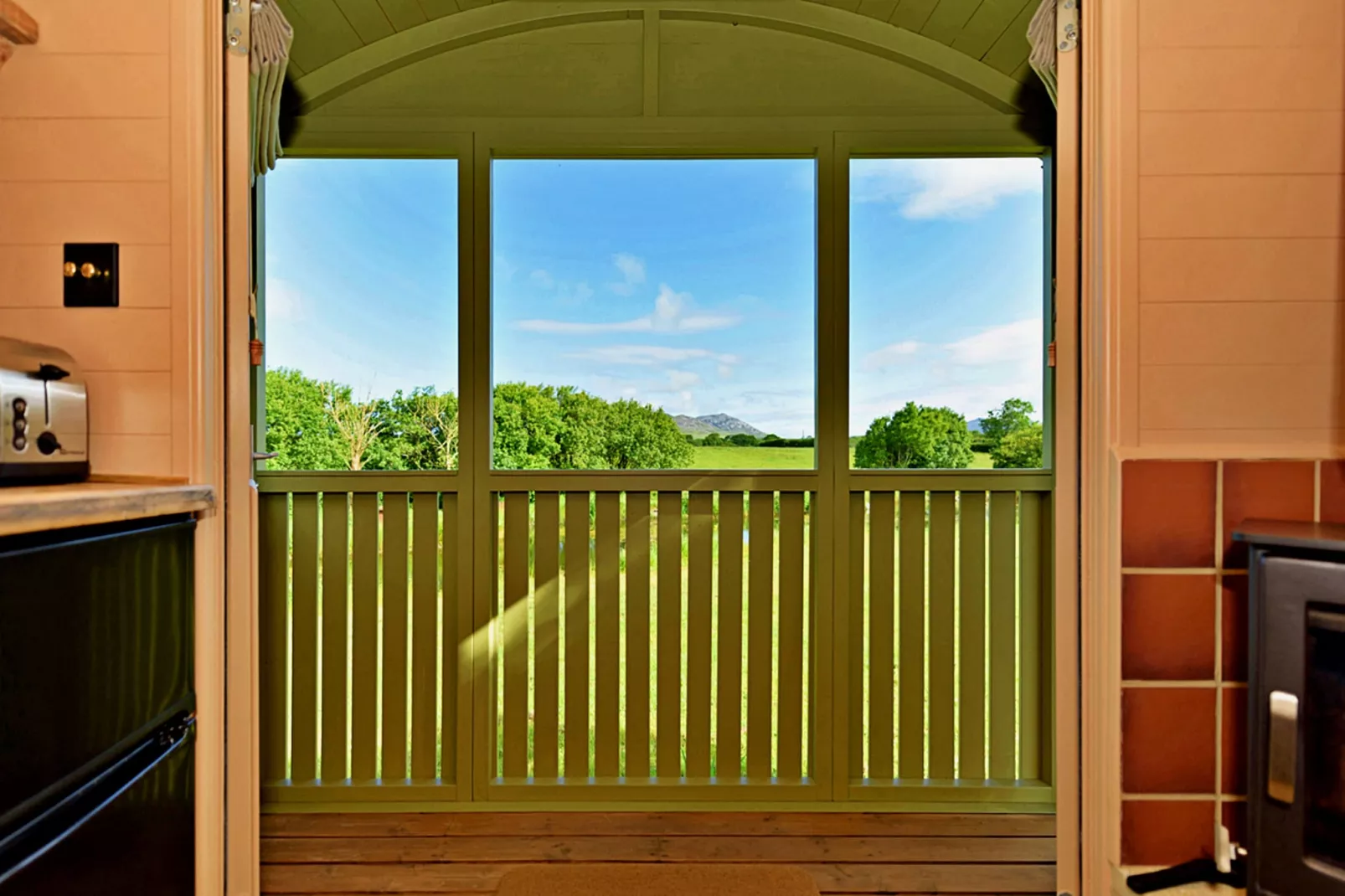'Marared' Gypsy Hut-Außenbereich