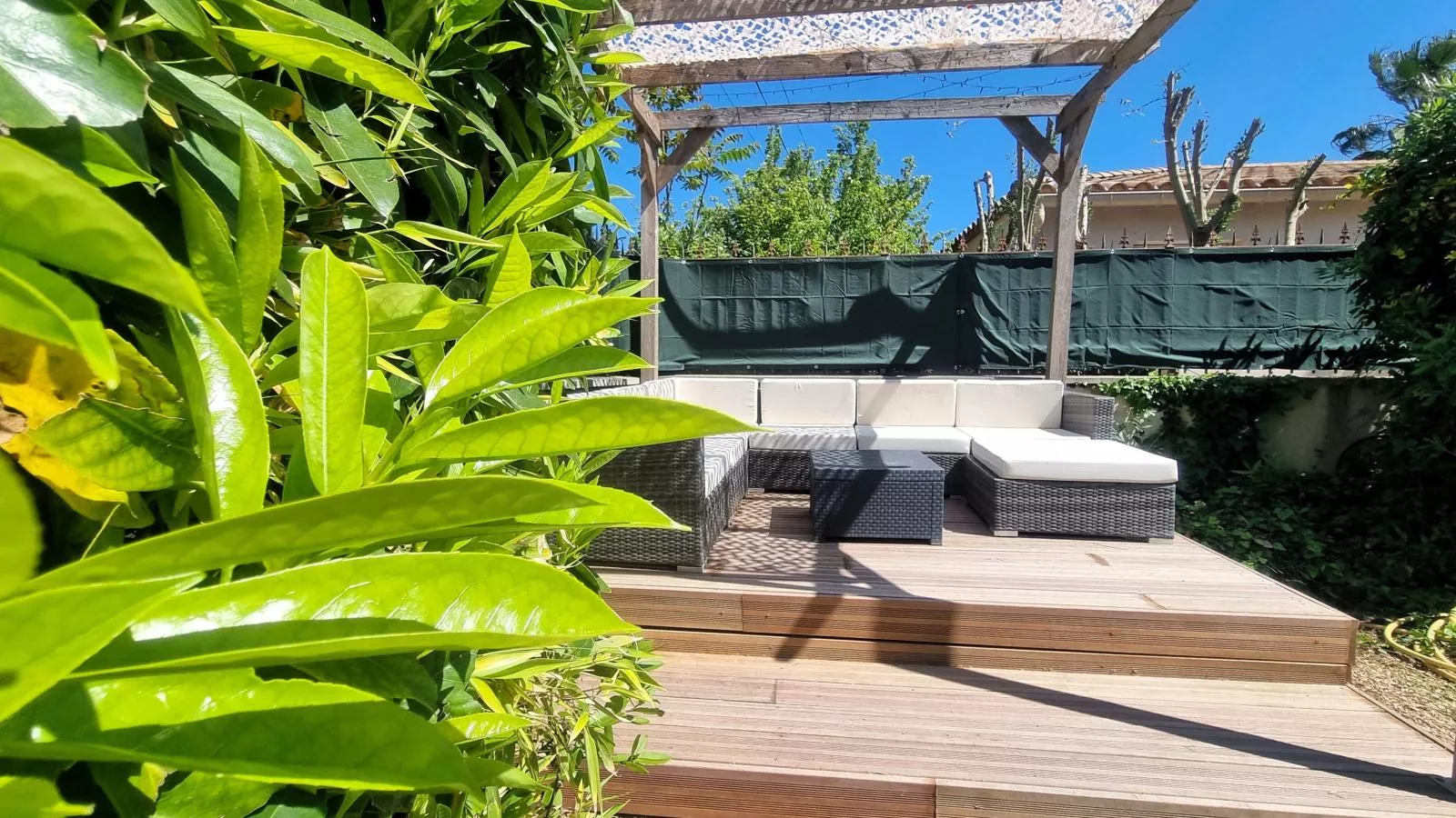 Les Châtaignes-Terrassenbalkon