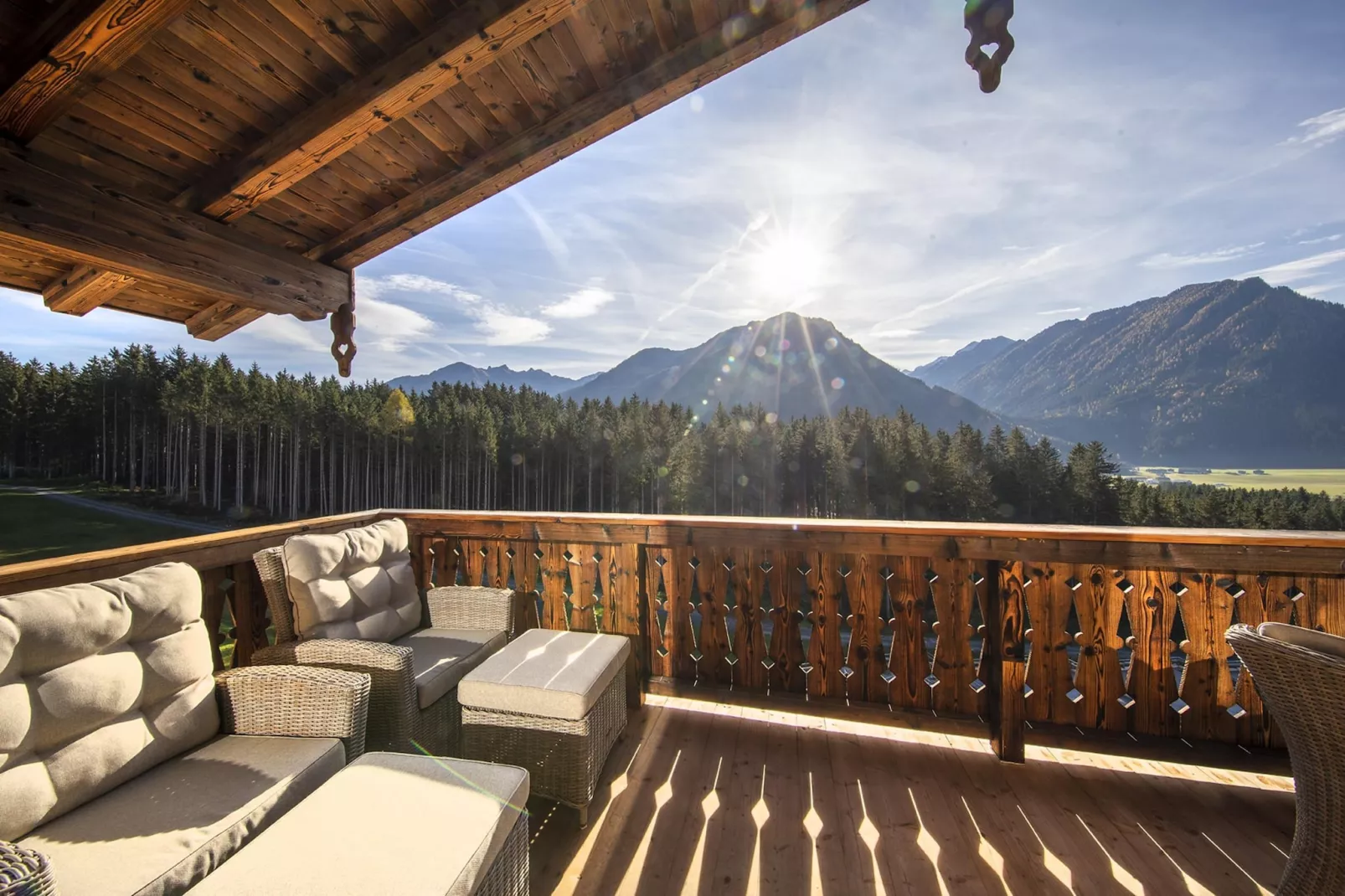 Nationalpark Chalet Törlspitze-Terrace balcony