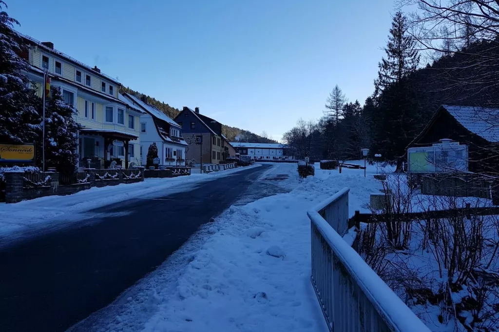 151705-Nicht getaggt
