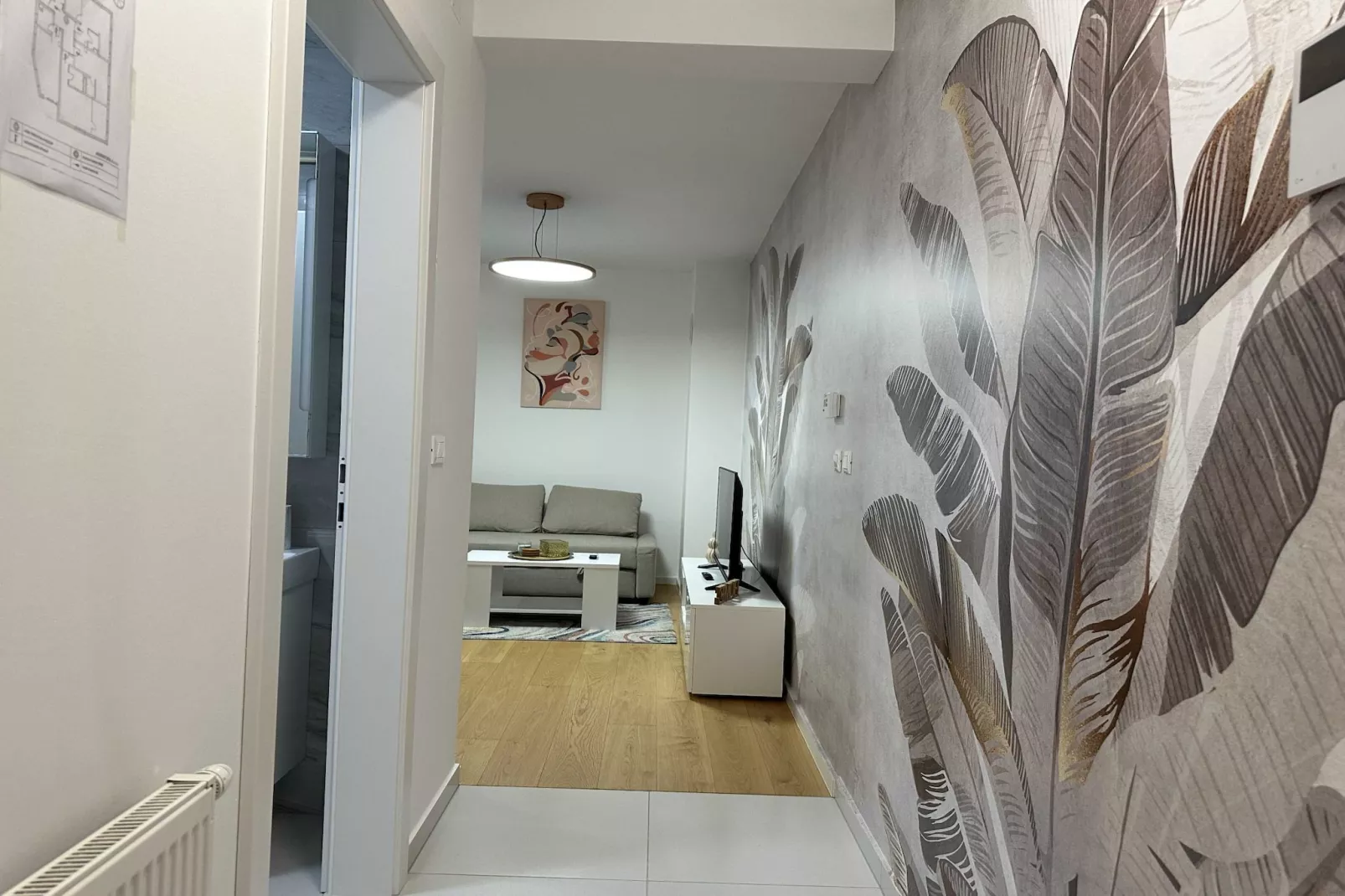 Cozy Retreat in Krapinske Toplice: Comfort and Prime Location with Pivate Parking - One Bedroom Apartment-Indoor