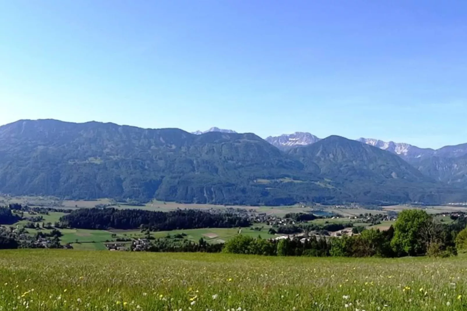 Bettinas Ferienwohnung UG-Gebiete Sommer 1 km