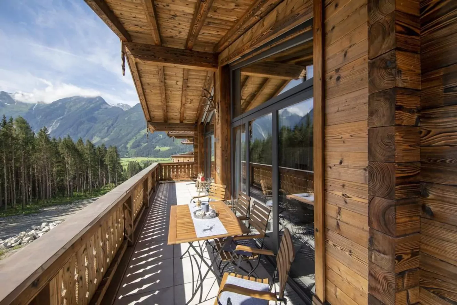 Nationalpark Chalet Keeseck-View in summer