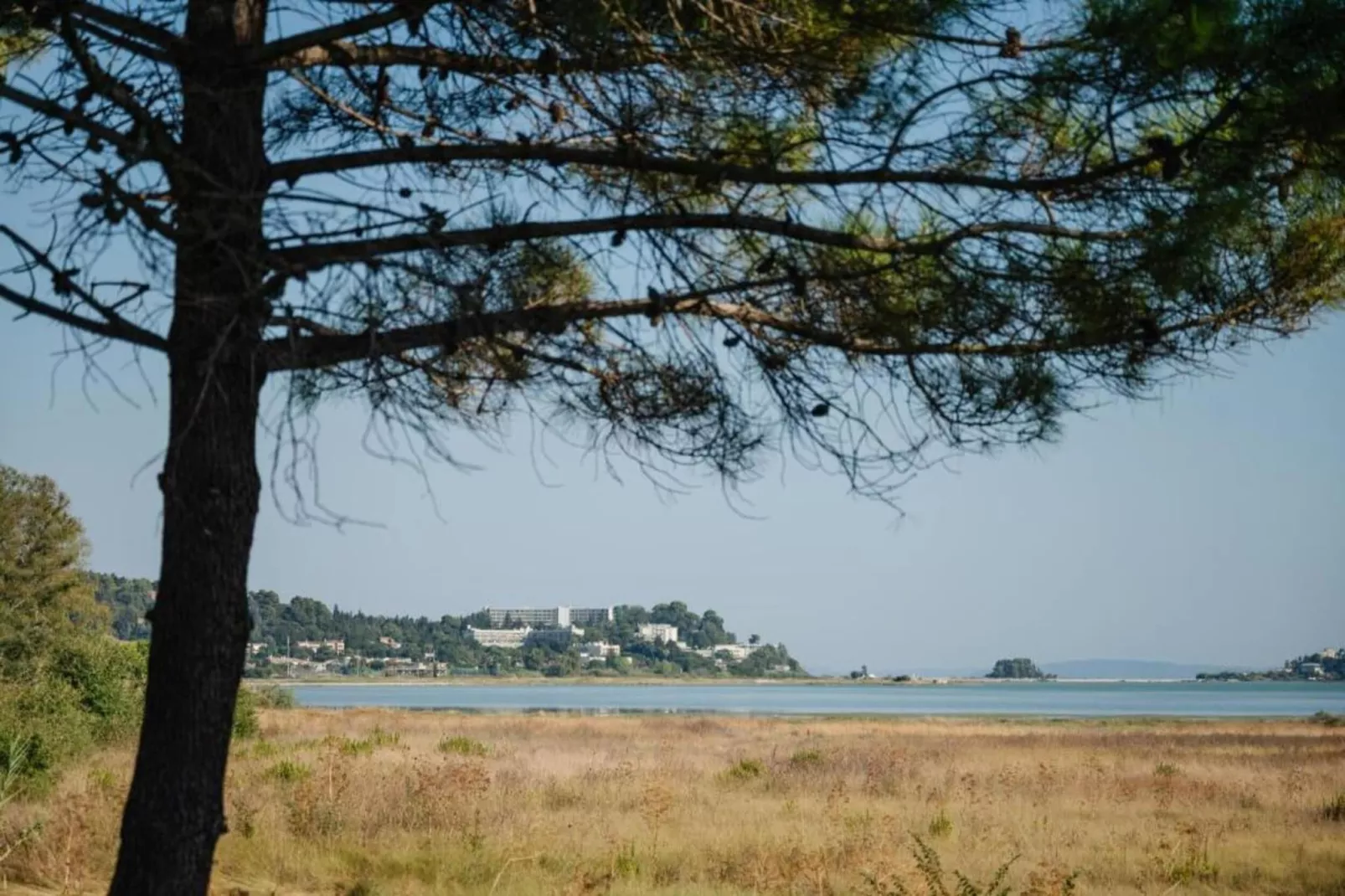 Benitses Apartment Corfu-Areas summer 20km