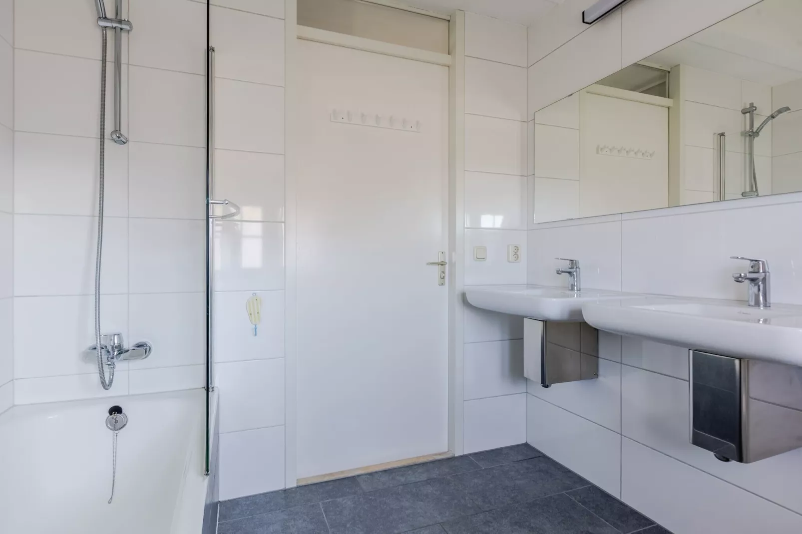 Buitenhof Domburg 12-Bathroom