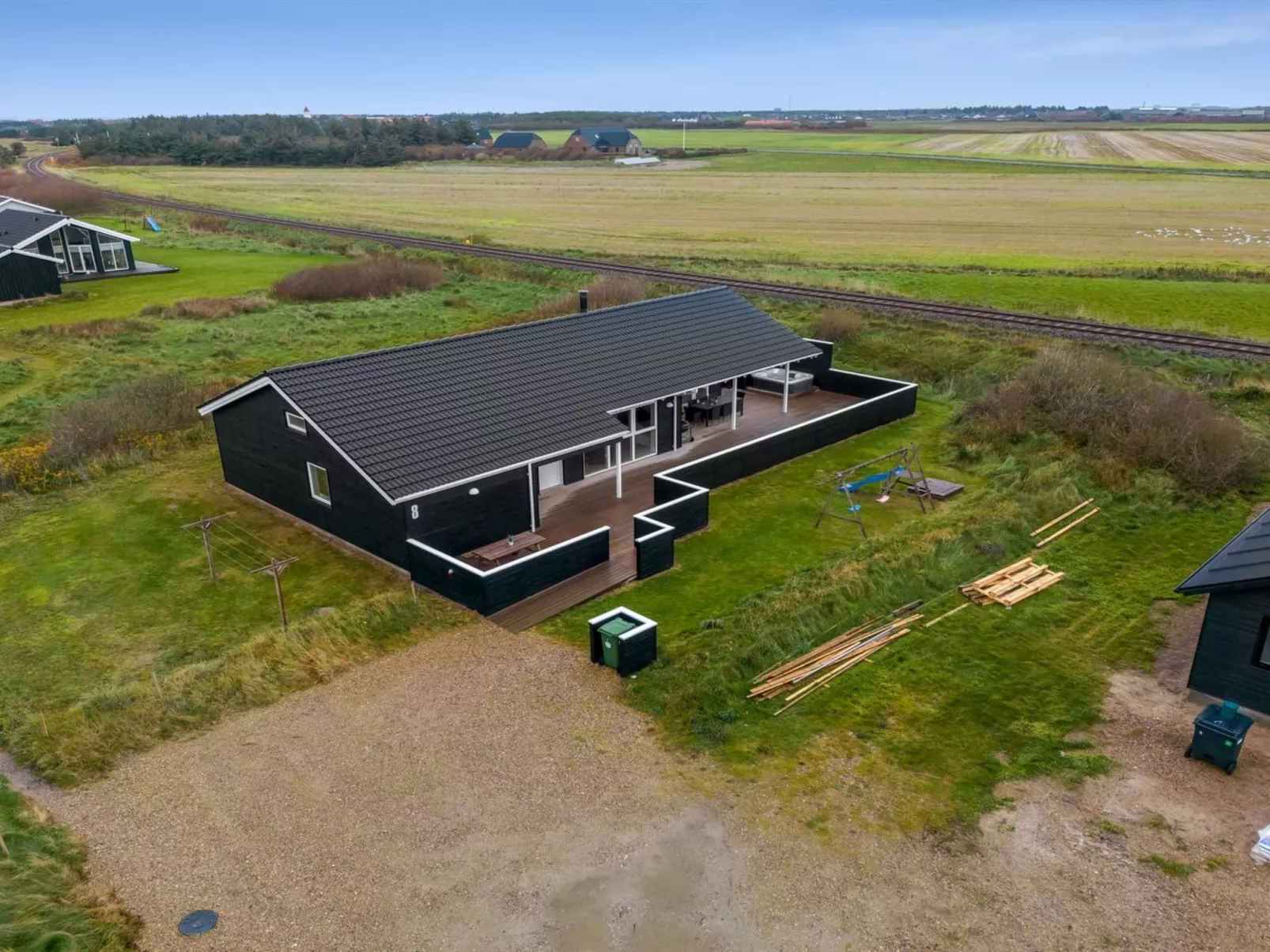 "Markku" - 400m from the sea-Draußen