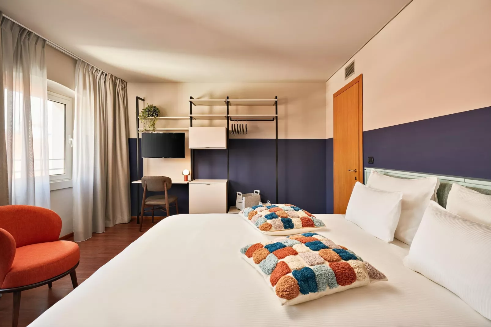 URBANAUTS Studios Minelli - Comfy 1 Person-Chambre