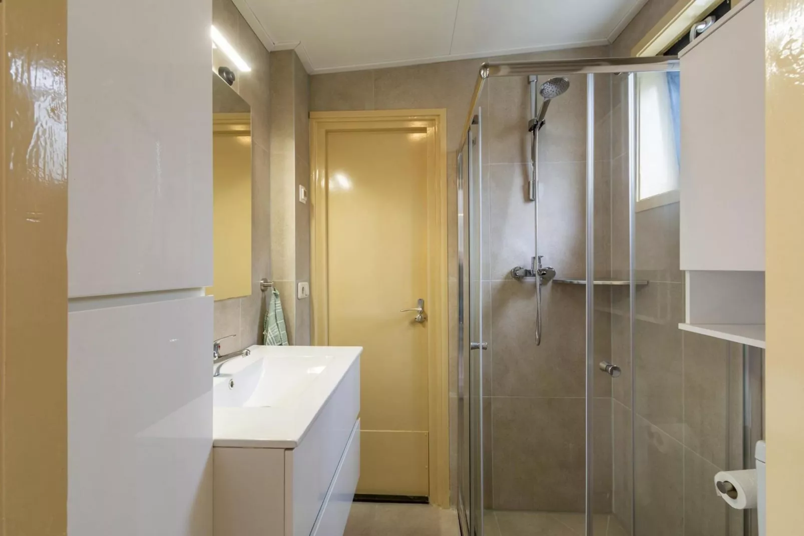 Duinland 115-Bathroom