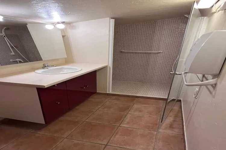 Villa Le Mas des Cerises-Bathroom