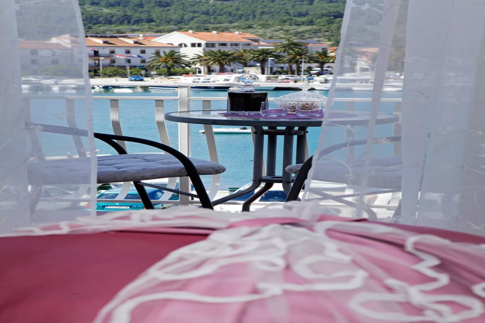 Sunshine Apartment Doda - Three Bedroom Apartment with Balcony and Sea View-View
