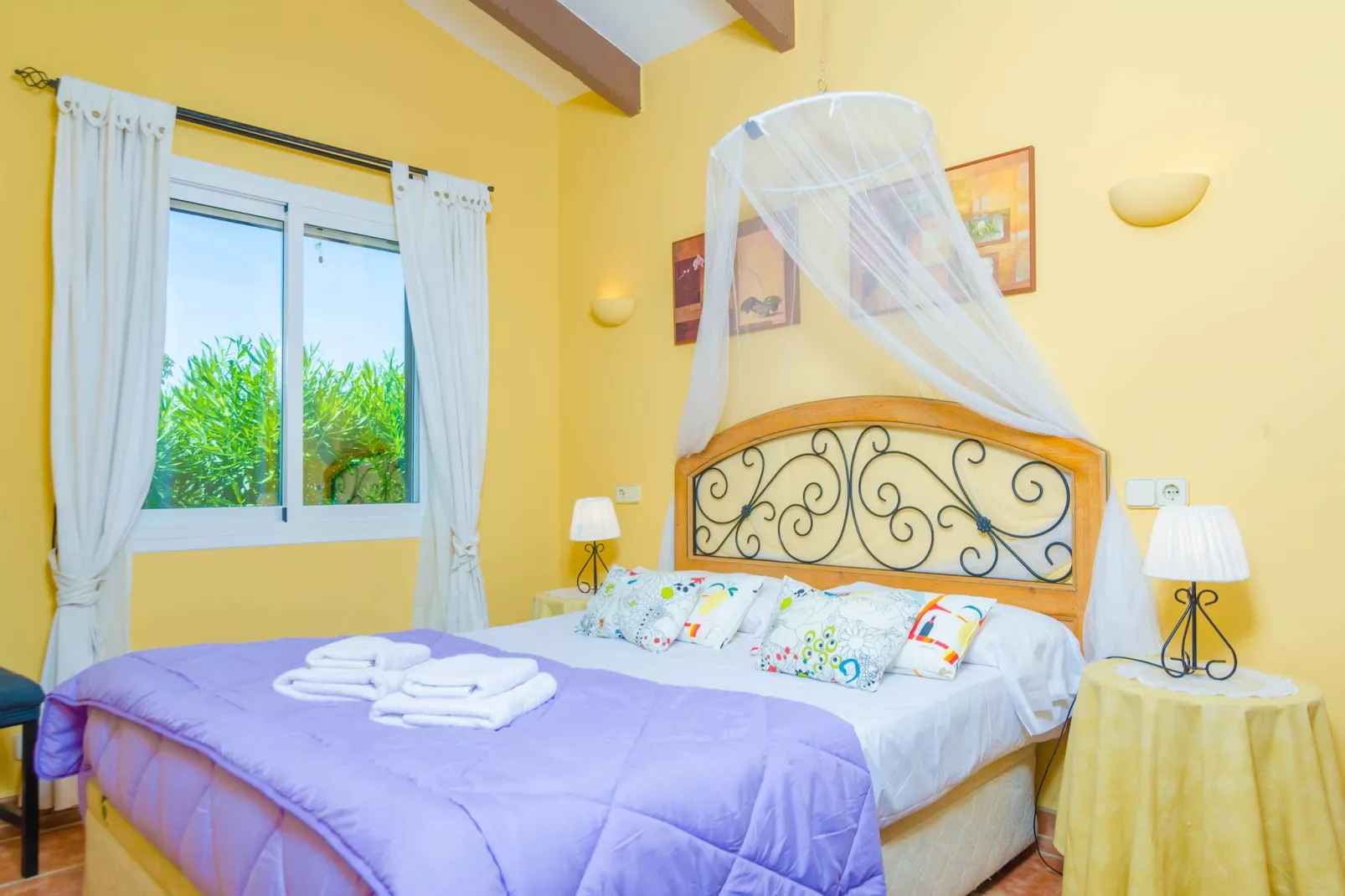Villa Divina-Image-tags.