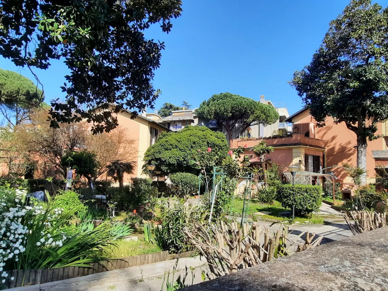 Monte Sacro-Outside
