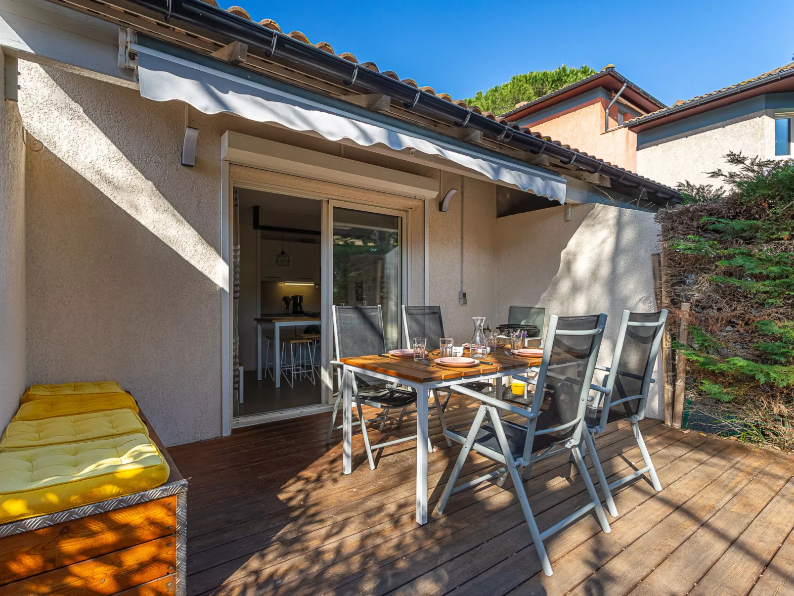 Les Terrasses de Cavalière II-Outside