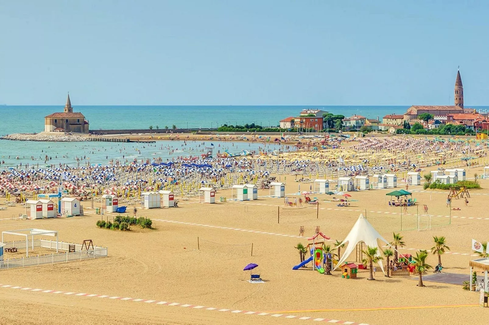 Riviera 18-Gebiete Sommer 1 km