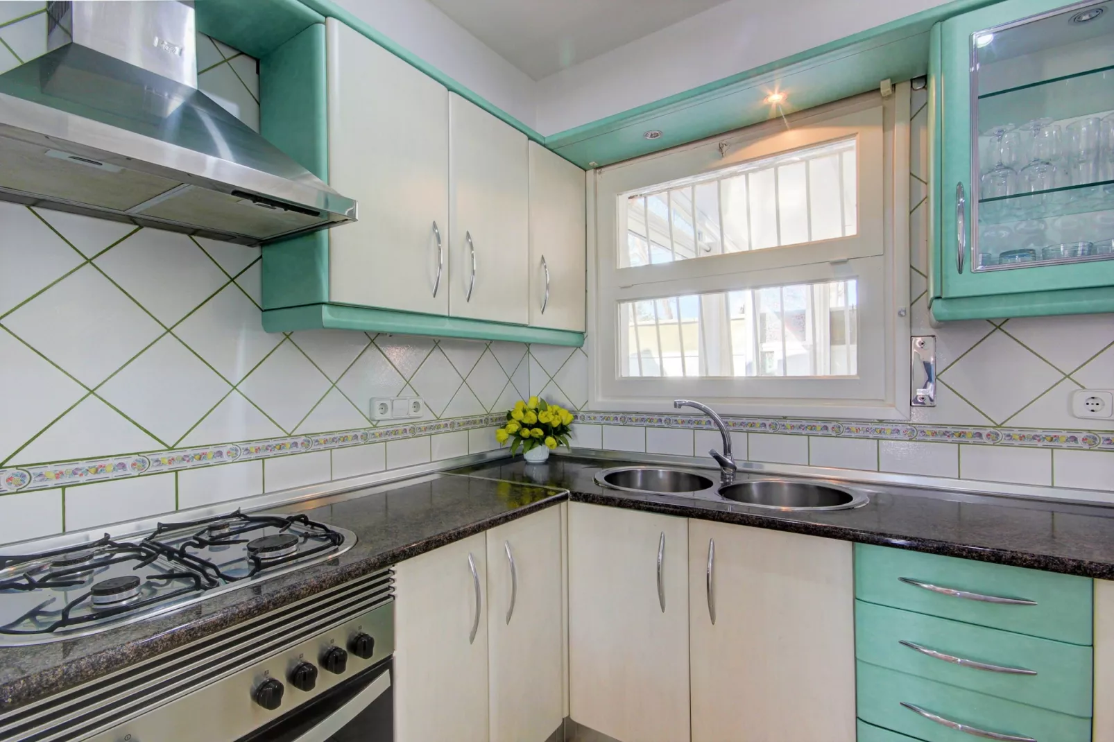 VILLA REQUESENS 139 B Empuriabrava-Kitchen