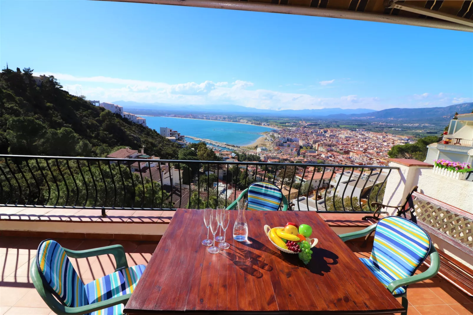 LES TEULES 3B Roses-Terrace balcony