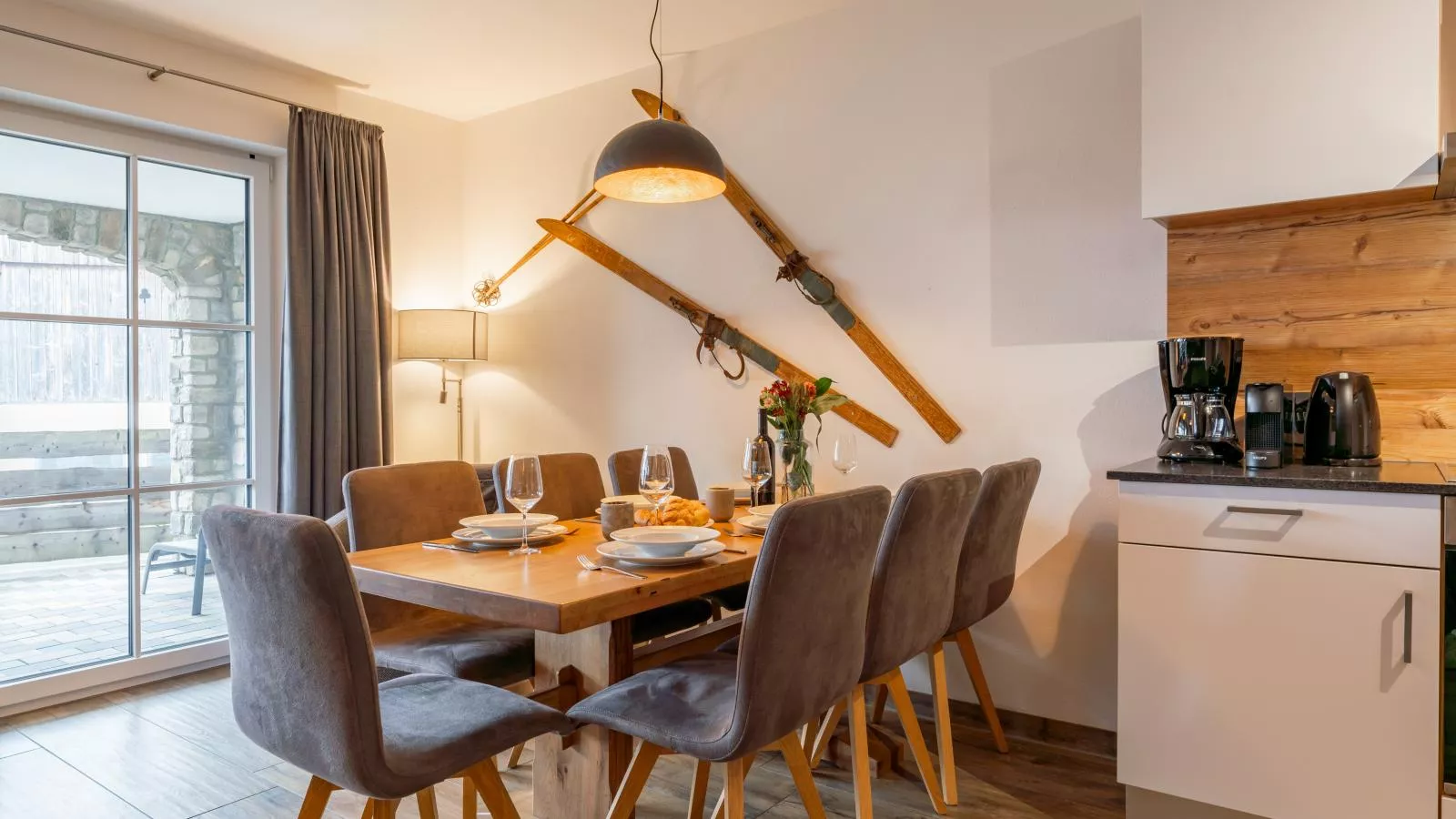Tauern Suites Mitterwirt TOP 201-Dining room