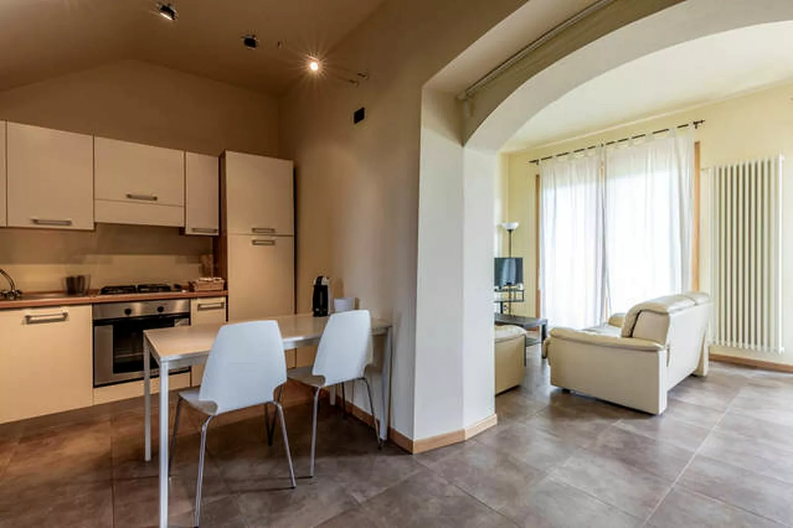 Saten-Dining room