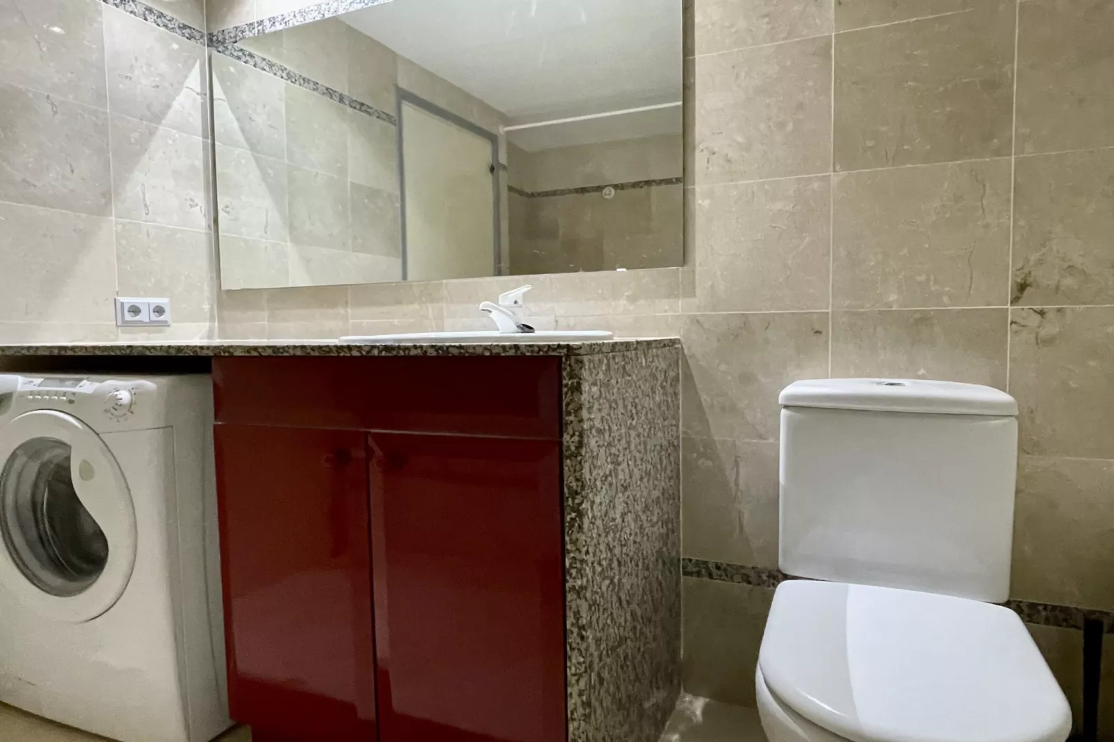 ILLA MAR DOR 125-Badezimmer