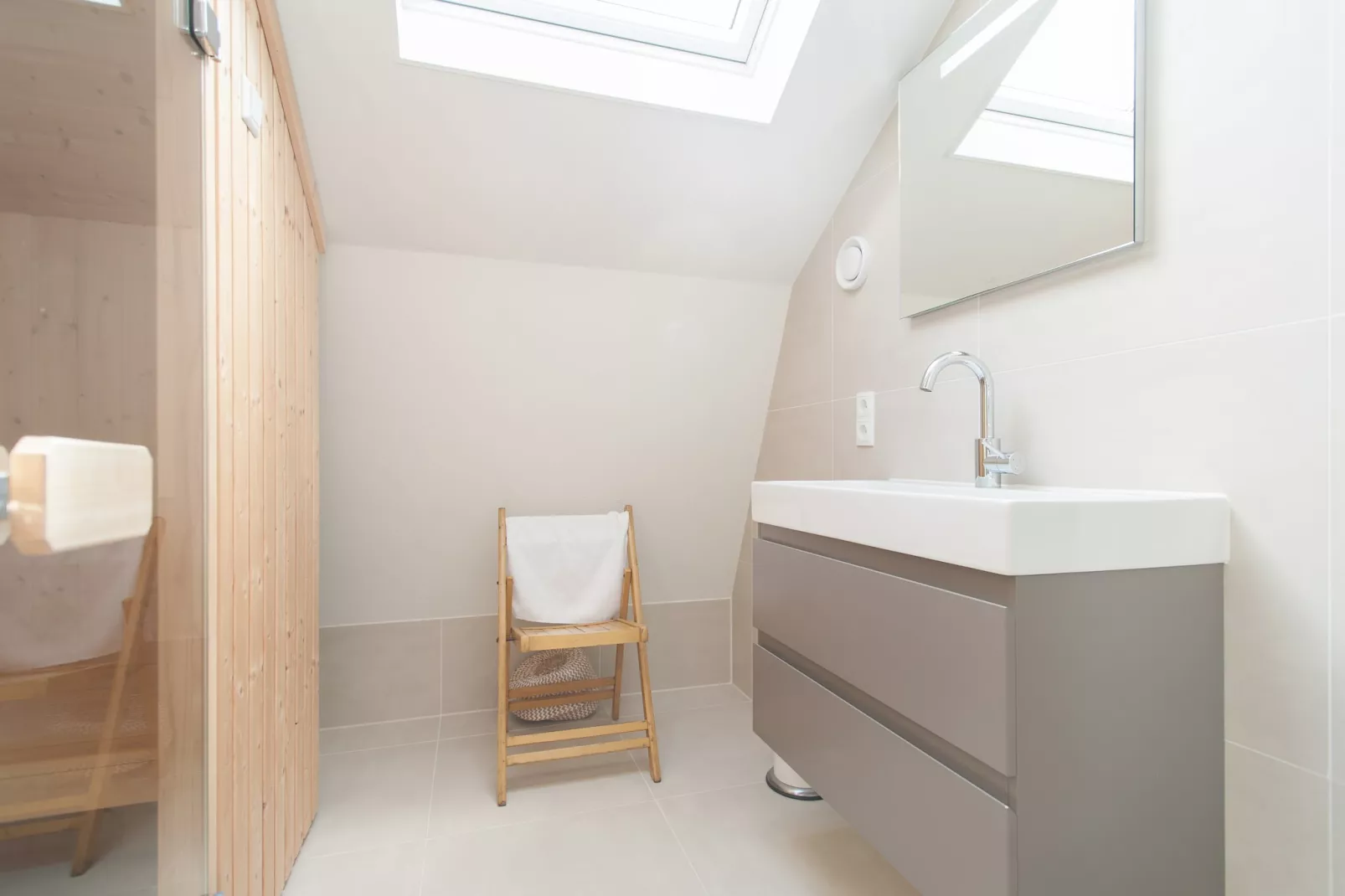Onder de molen-Bathroom