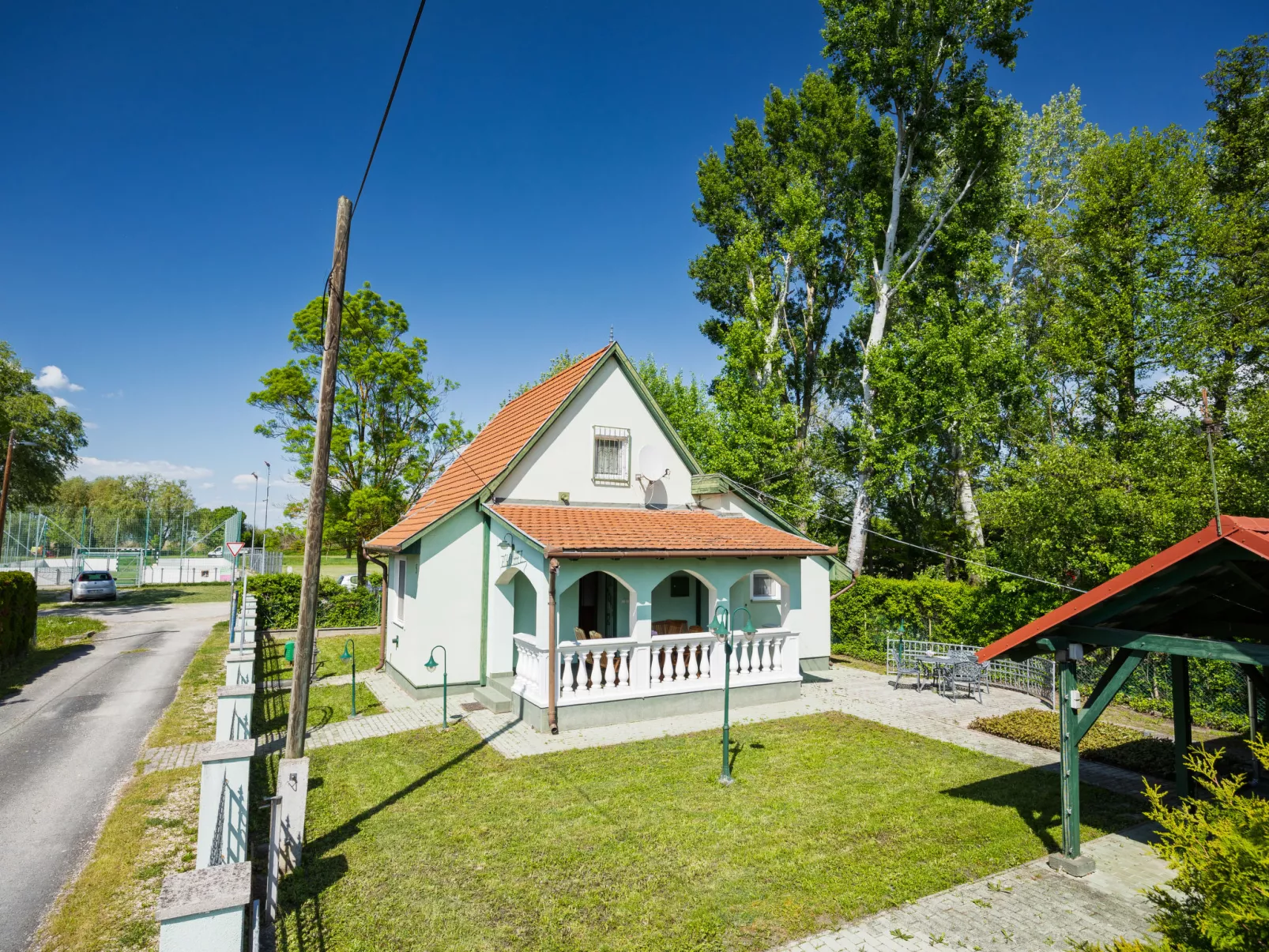 Green House-Outside