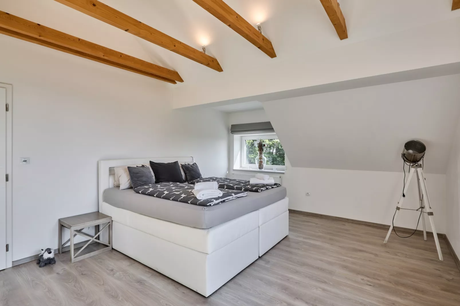 Benecko LBZ170-Bedroom