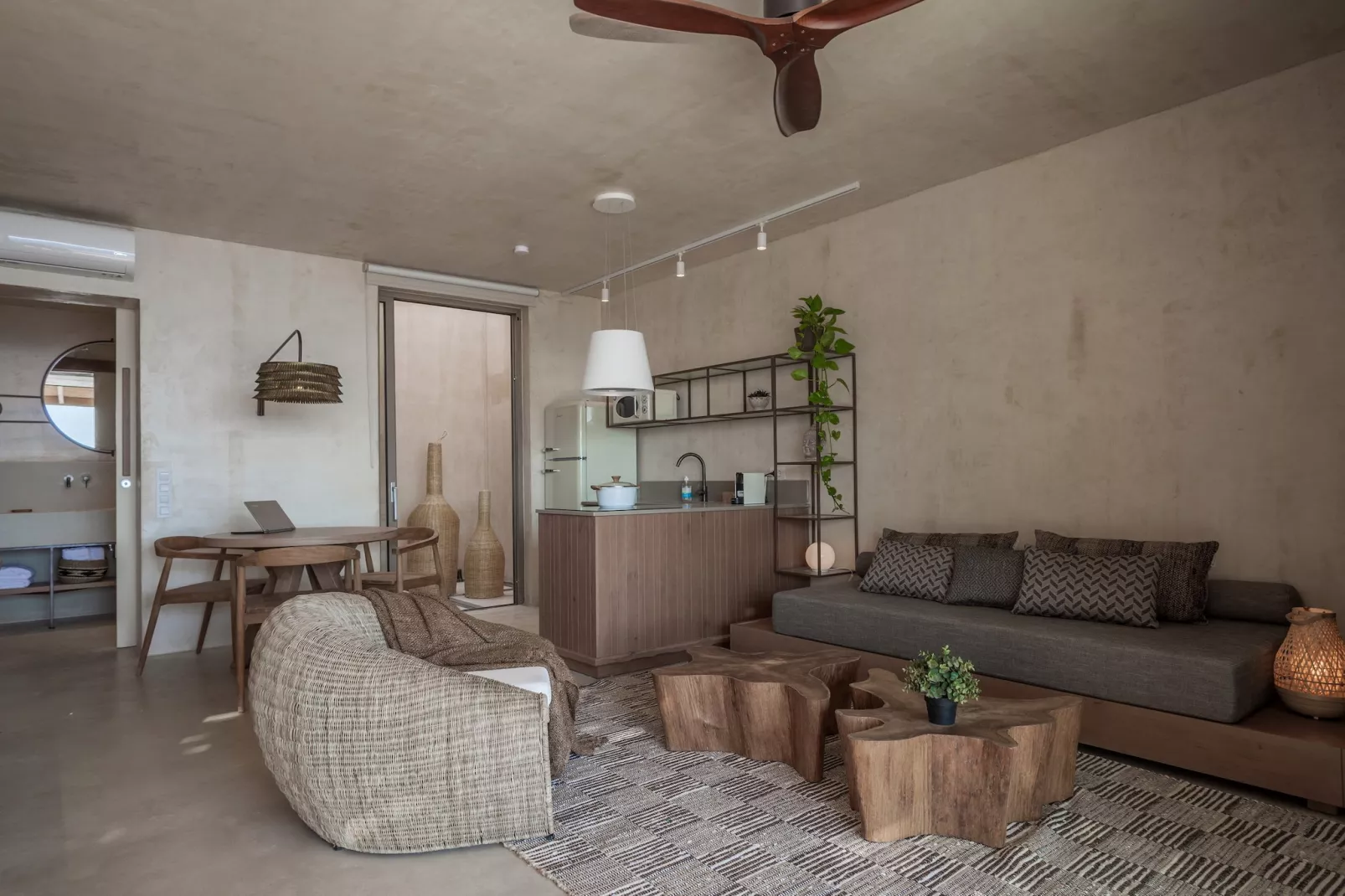 Altera Cave-Hebe Villa-Salon