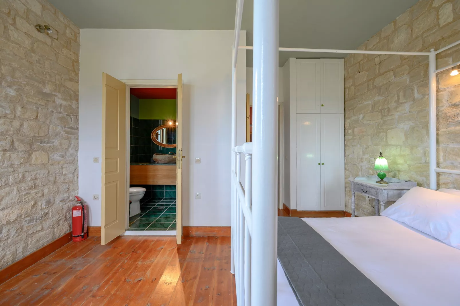 Rogalida-Bedroom