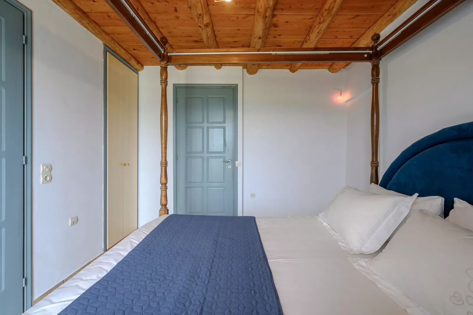 Petritis-Bedroom