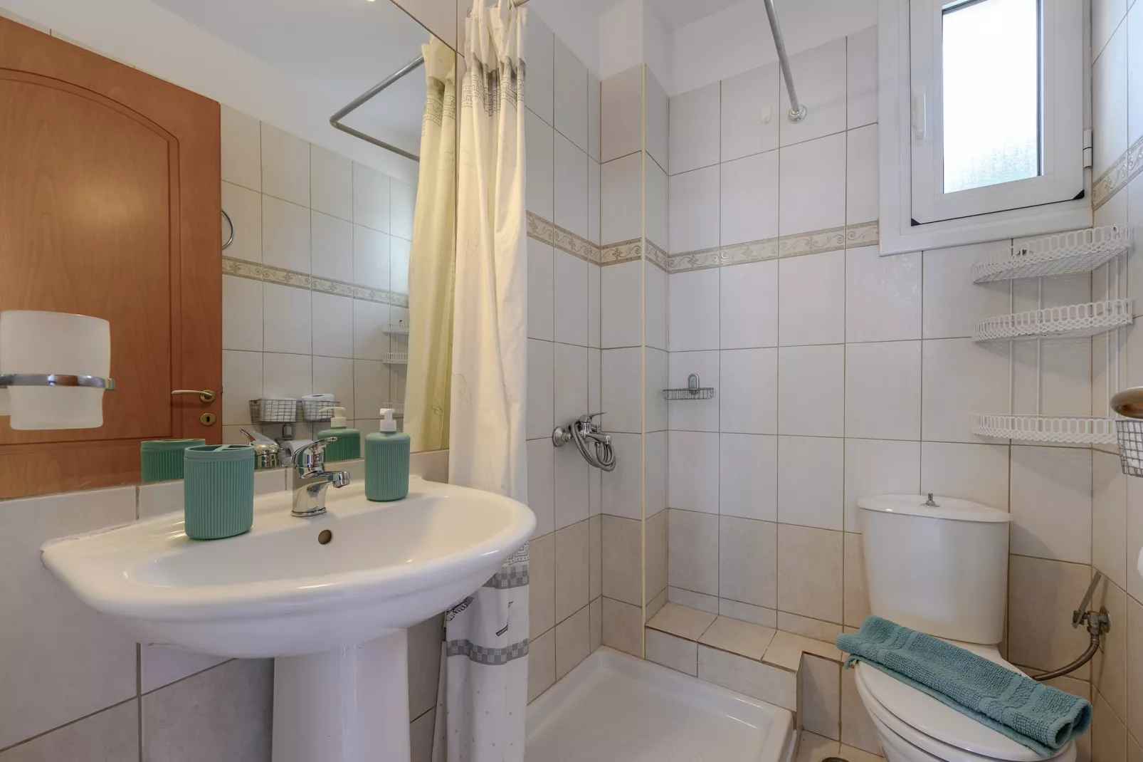 Sea Crest-Bathroom